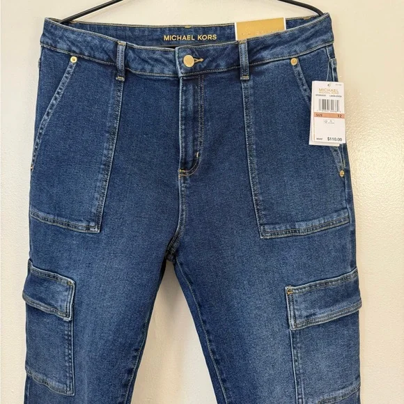 Michael Kors Straight Cropped High Rise Cargo Jeans - Selma - Picture 3 of 9